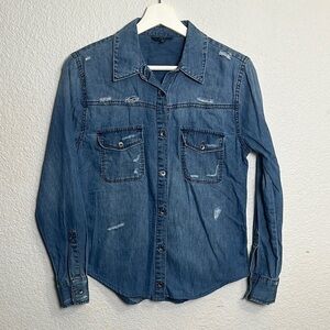 Joe's Womens Size XSmall Blue Chambray Denim Button Down Distressed Top Casual